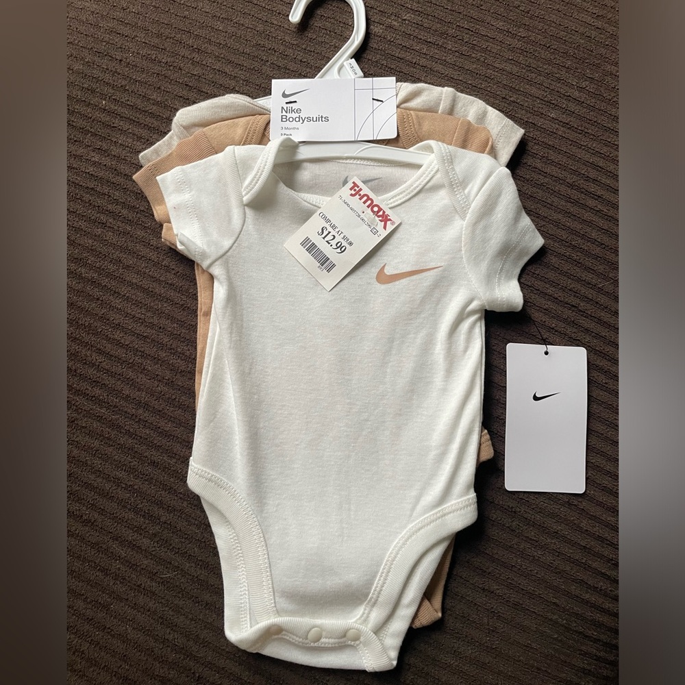 3 pack Nike onesies